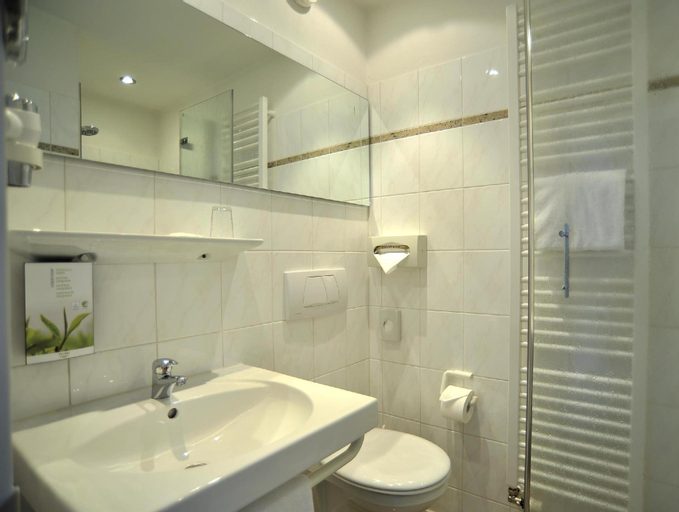Bathroom 5