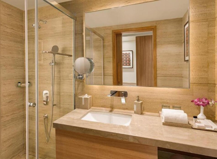 Bathroom 5, Bellevue Sarovar Premiere Junagadh, Junagadh