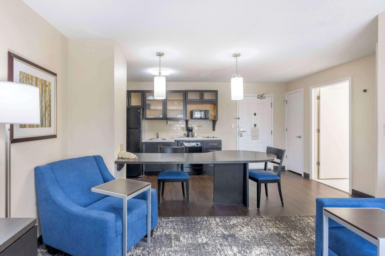 Bedroom 3, Executive Residency by Best Western Philadelphia-Willow Grove, Montgomery
