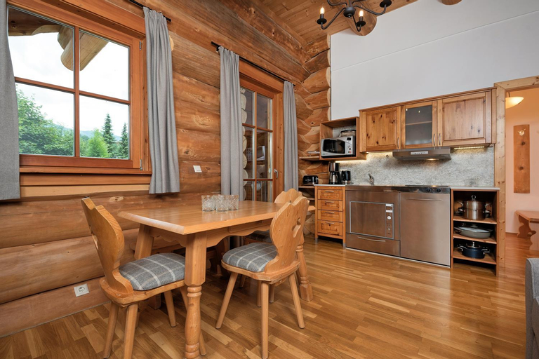 Dining Room 6