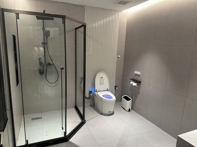 Bathroom 4, Eden Hotel, Kinshasa