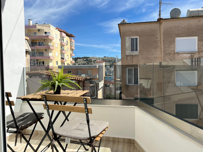 Others 4, New Portside Apartments, Sarandës