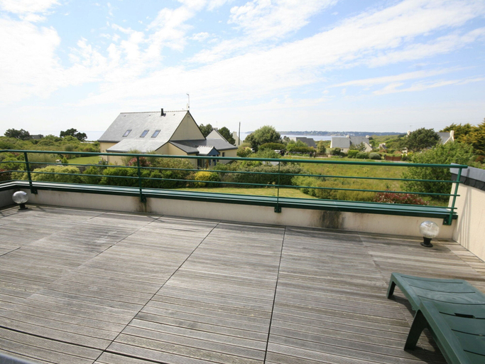 Exterior 4, Scenic Villa in Moelan sur mer With Sauna, Finistère