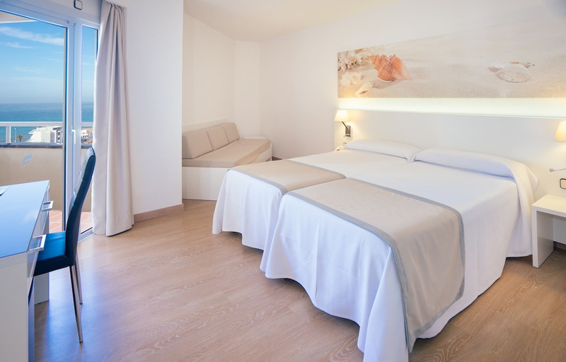Bedroom 4, Thb Maria Isabel, Baleares