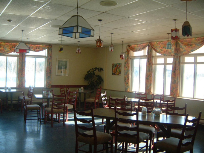 Food & Drinks 5, Auberge Ile du Repos, Lac-Saint-Jean-Est