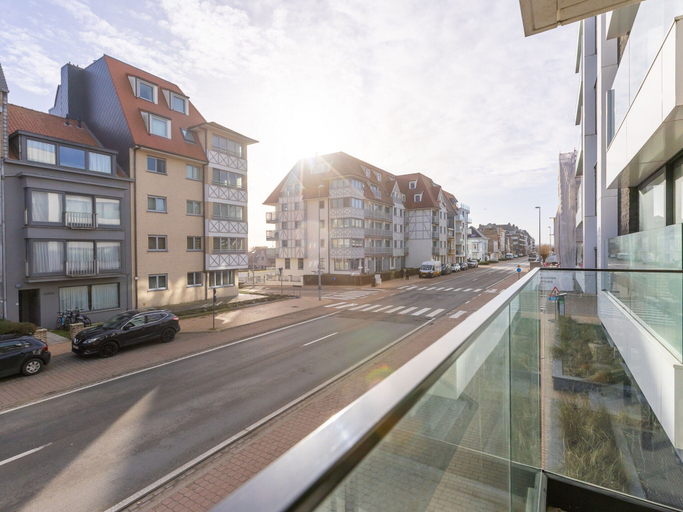 Others 5, Sunny Apartment With Open Terrace, West-Vlaanderen