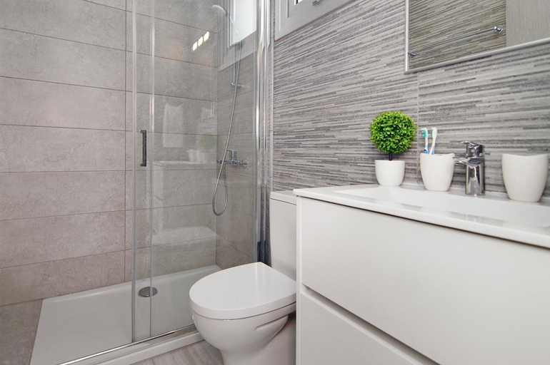 Bathroom 4, Villa Lily