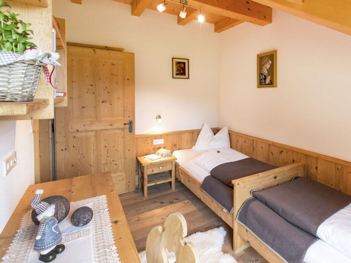 Bedroom, Cosy Apartment in Welsberg, Bolzano
