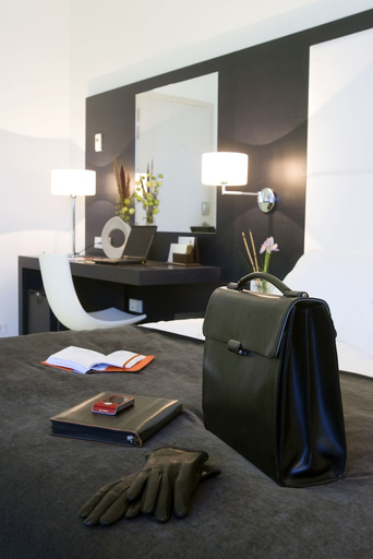 Bedroom 2, PORTA FIRA HOTEL, Barcelona