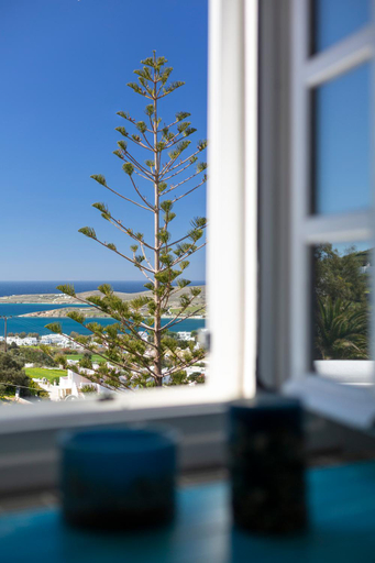 Others 4, Villa Haritomeni, South Aegean