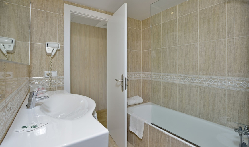 Bathroom 4, NYX Hotel Ibiza - Adults Only, Baleares