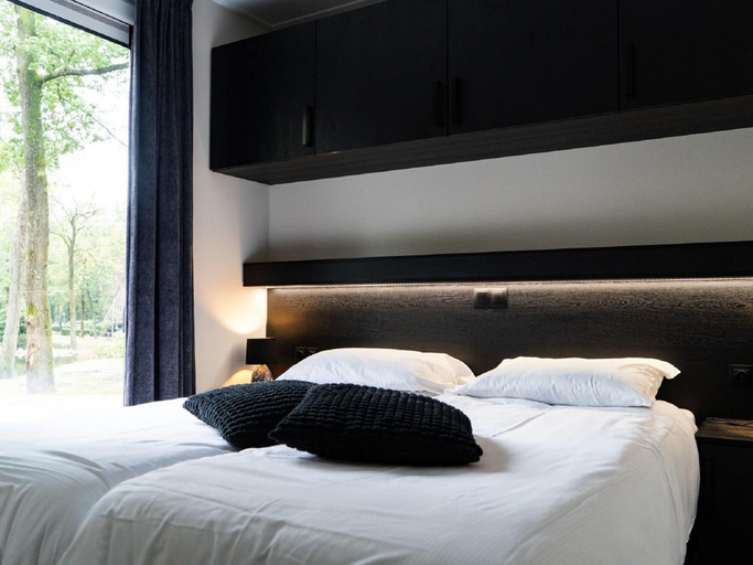 Bedroom 2, Elegant Country Chalet in Guelders, Apeldoorn