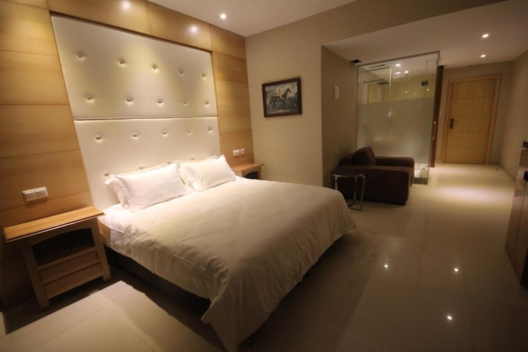 Bedroom 2, Hotel Menoir Dorsett, Madrid