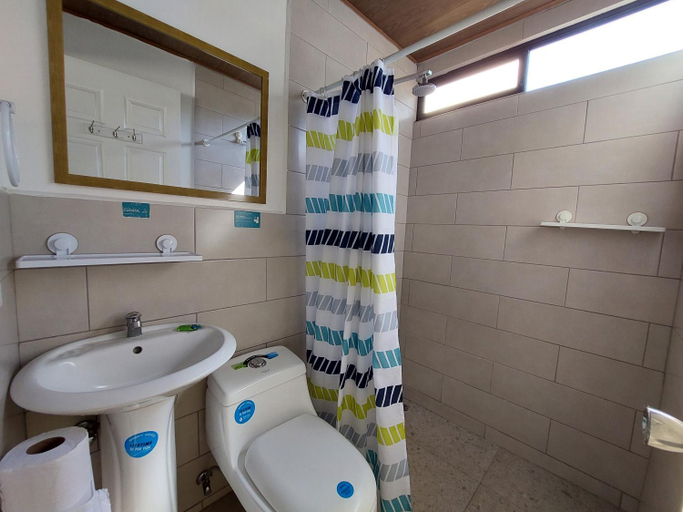 Bathroom 4, Hotel Carlota Tamarindo, Santa Cruz
