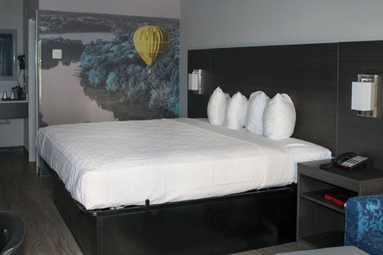 Bedroom 3, Clarion Pointe Statesville, Iredell