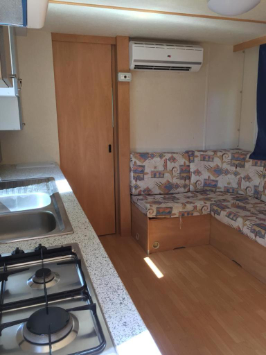 Others 4, Camping Verde, Massa Carrara