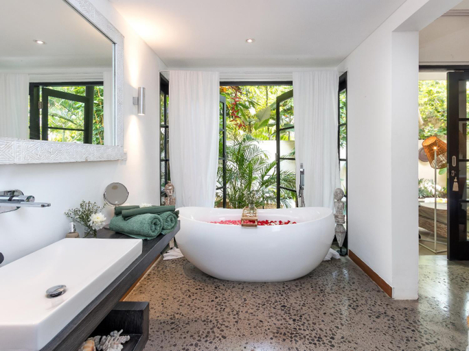 Bathroom 4, Villa Lora by Villa Finder, Gianyar