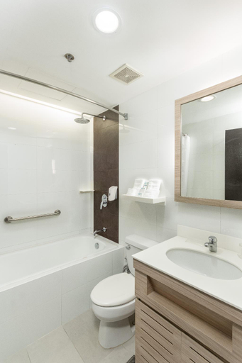 Bathroom 4