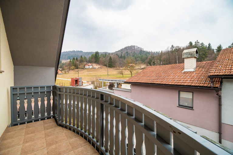 Others 3, Apartment Zelimlje, Škofljica