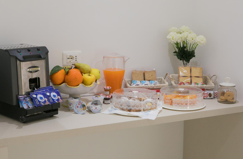 Food & Drinks 5, B&B Le Chic, Napoli