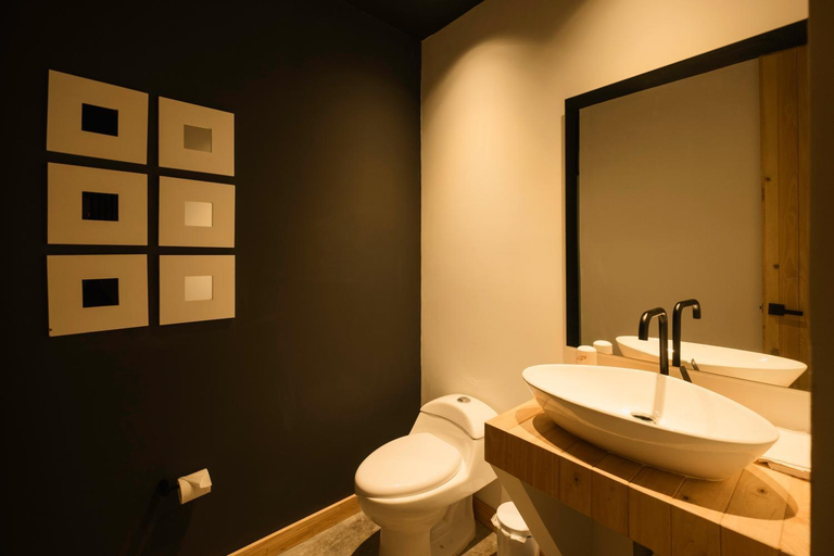 Bathroom 2, Casa du Vélo, Filandia