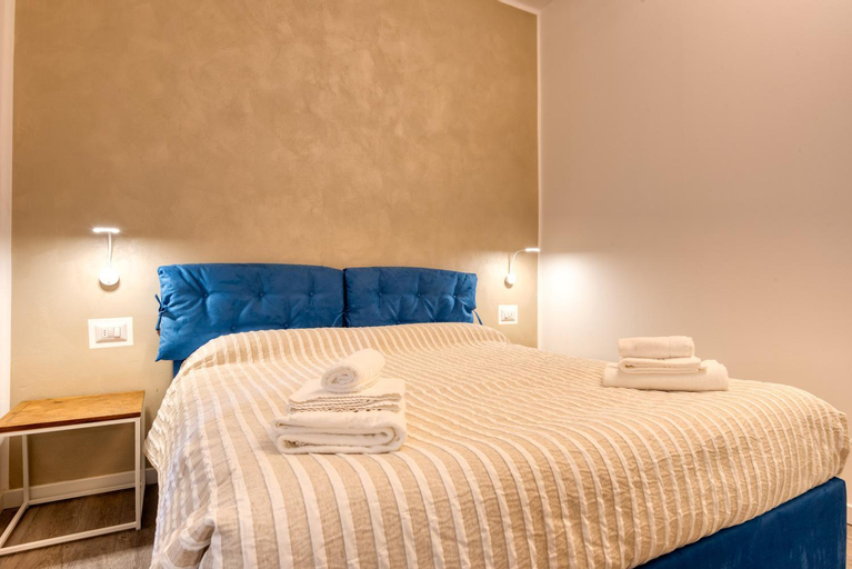 Bedroom 5, Maison Castelli, Bergamo