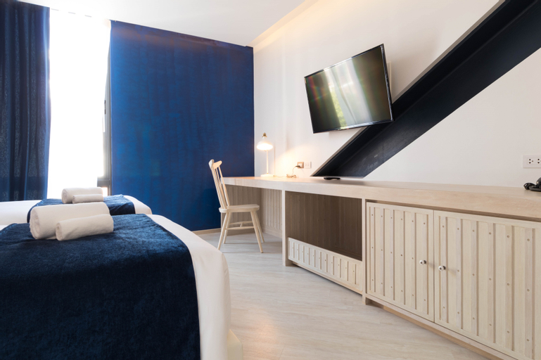 Bedroom 30