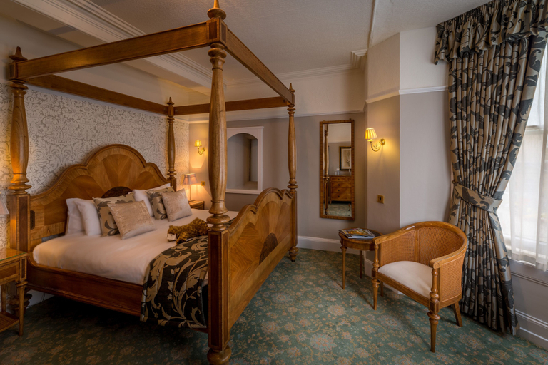 Bedroom 4, Old Hall Hotel, Derbyshire