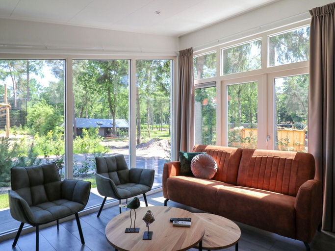 Living area 4, Stylish Hoenderloo Family Bungalow, Apeldoorn