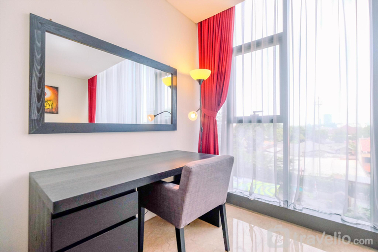 Good Strategic 1BR L'Avenue Apartment By Travelio, South Jakarta