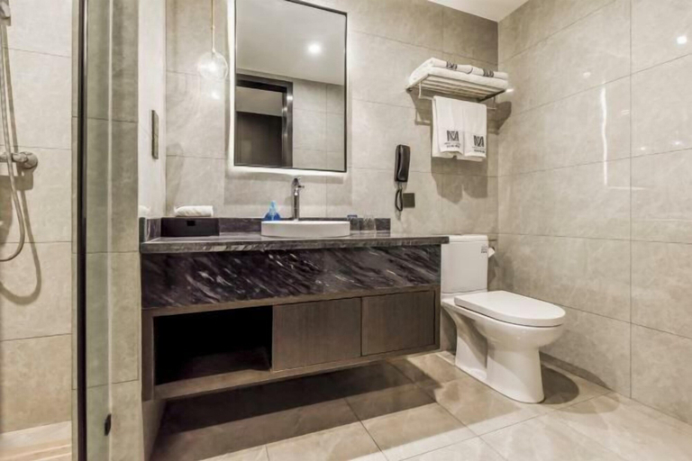 Bathroom 4, San Xia Feng Hotel, Chongqing