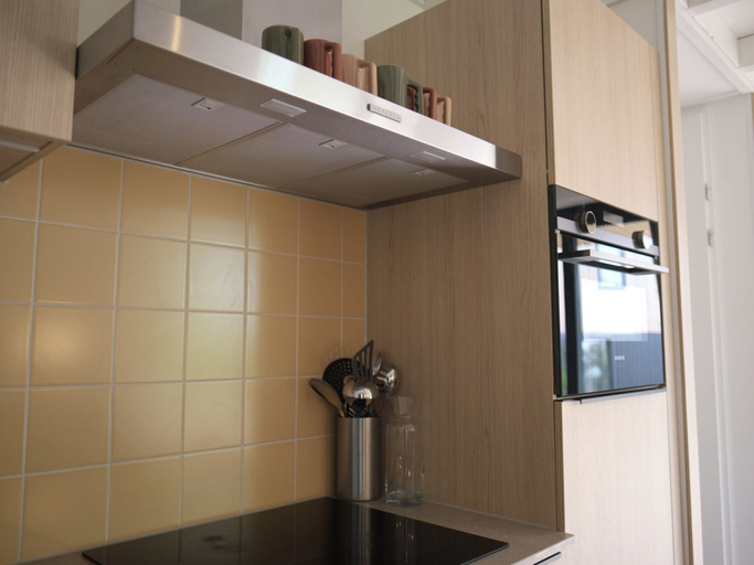 Others 4, Spacious Lodge, 2 Bathrooms, Near Maastricht, Gulpen-Wittem