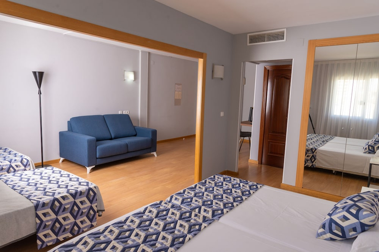 Bedroom 2, Beleret Hotel, Valencia