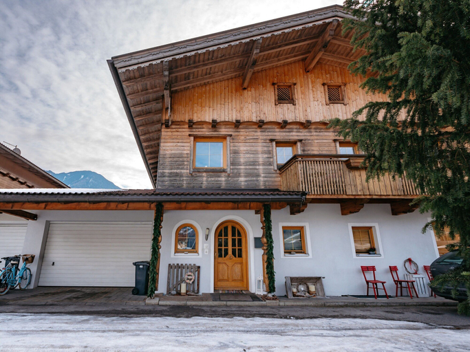 Exterior & Views, Apartment in Ramsau Near Ski Slopes, Schwaz