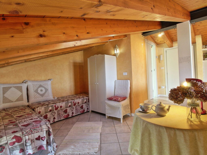 Living area 3, Le Fate Comfortable Holiday Residence, Verona