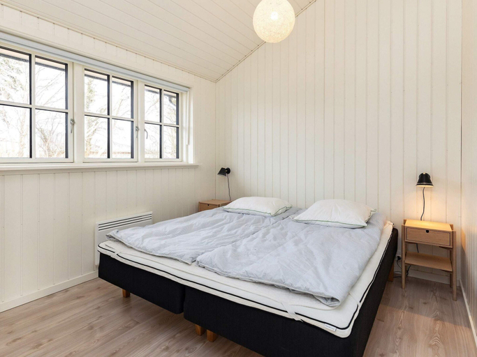 Room 3, 6 Person Holiday Home in Martofte, Kerteminde