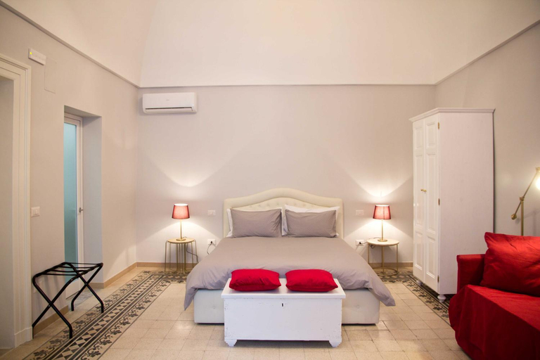 Others 2, A&G House, Brindisi