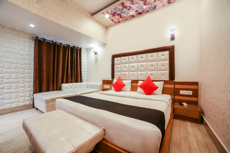 Bedroom 12