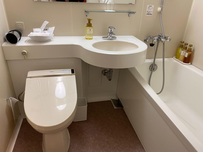 Bathroom 3