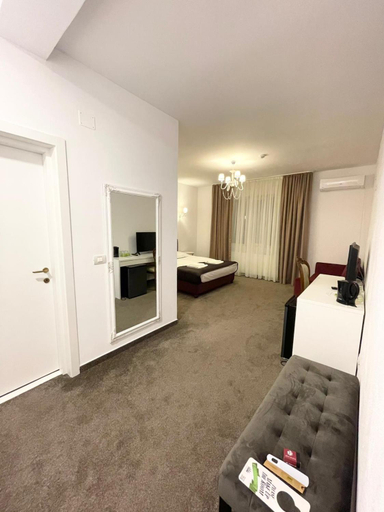 Bedroom 2, COCHET BOUTIQUE, Targu Jiu