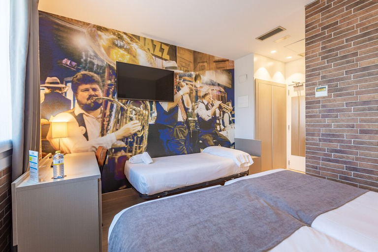 Bedroom 2, Hotel Arrizul Urumea, Guipúzcoa