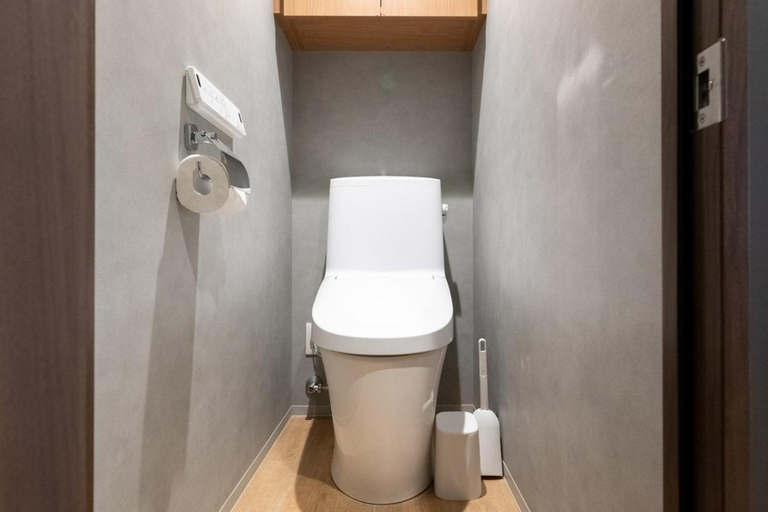 Bathroom 20