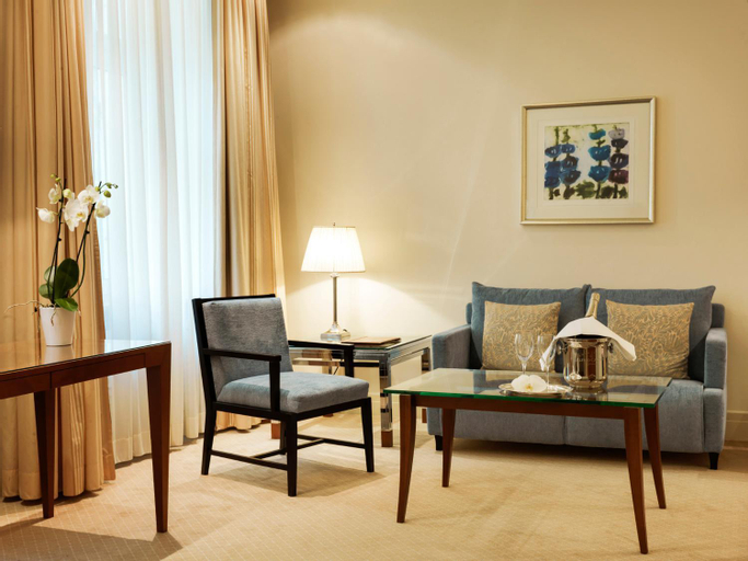 Others 4, Hotel Nassauer Hof, Wiesbaden