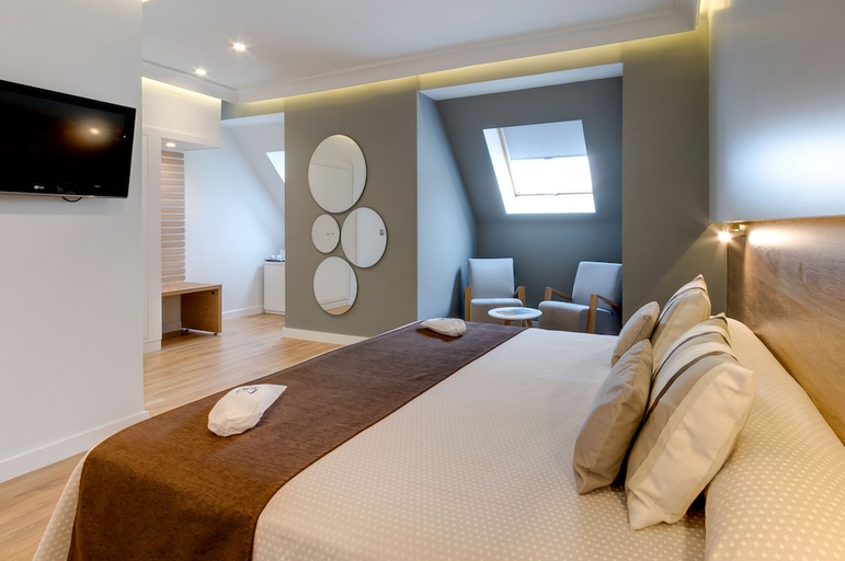 Bedroom 2, Monte Carmelo, Sevilla