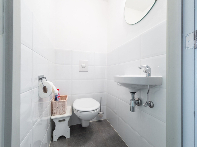 Others 3, Cosy Apartment With a Terrace, West-Vlaanderen