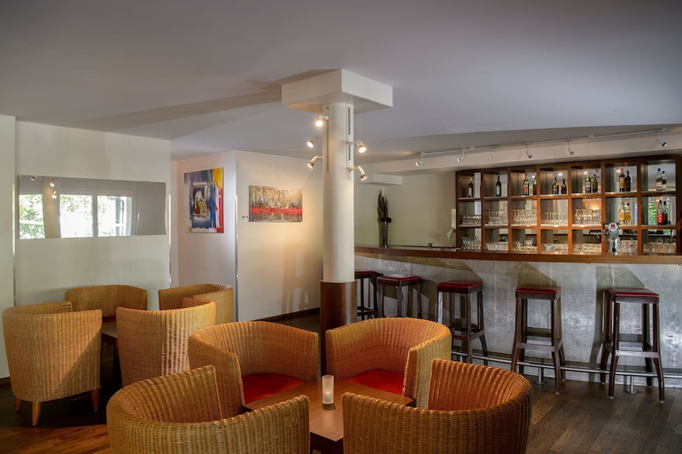 Food & Drinks 4, Apart-Hotel Zurich Airport, Bülach