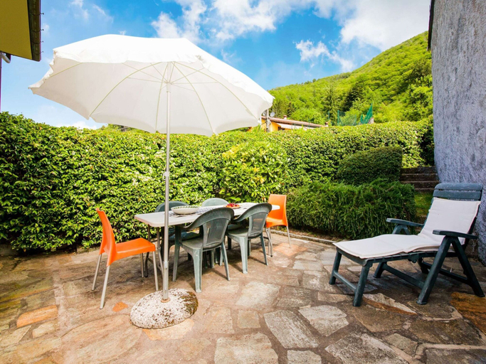 Others 4, Holiday Home in Pascoso Near Forest, Lucca