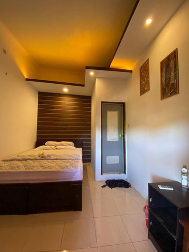 Others 5, Sackstone Guest House, Pacitan