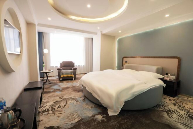 Bedroom 3, Langting Boutique Hotel, Dehong Dai and Jingpo