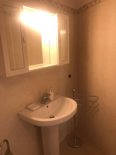Bathroom 9